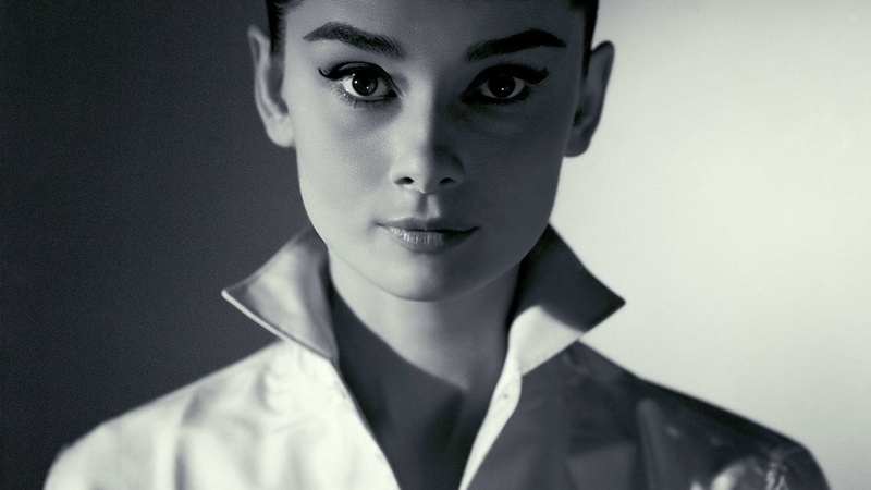adult, 2K, studio shot, one person, indoors, well-dressed, gray background, body part, young adult, headshot, human body part, human face, looking at camera