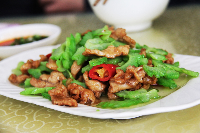 garnish, herb, chinese, cooked, meal, sichuan, food and drink, focus on foreground, bitter gourd, onion, white, 2K, close-up, vegetables, yummy, food