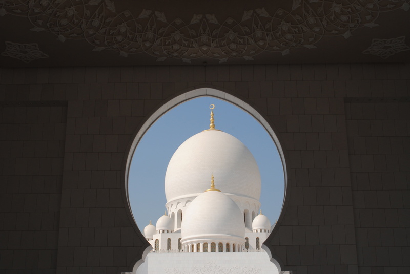 no people, low angle view, travel, dome, sheikh zayid mosque, religion, travel destinations, belief, building, architecture, built structure, tourism, pattern