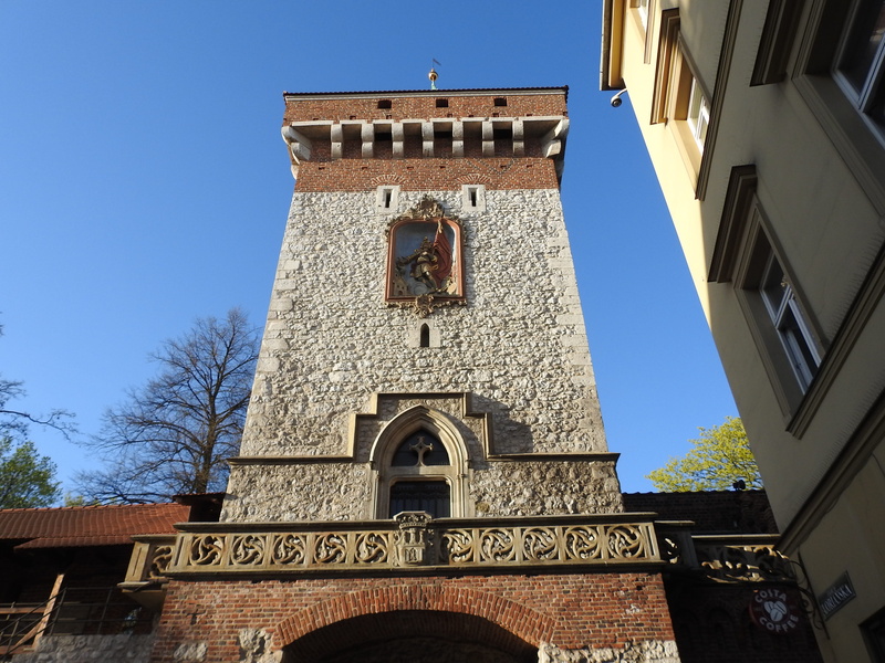 at the court of, no people, clear sky, city, tourism, building, kraków, blue, travel, old, castle, poland, belief, spirituality, tour, religion, 4K, day