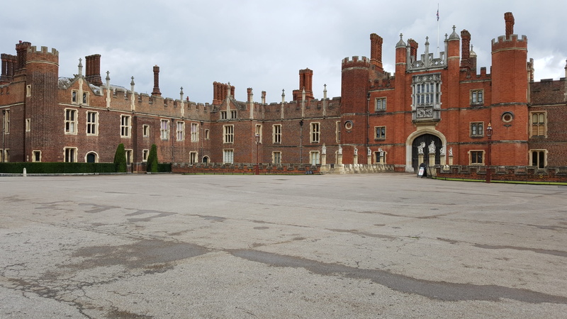 transportation, building, landmark, residential district, hampton court, architecture, window, history, uk, footpath, tourism, hampton, historic, no people