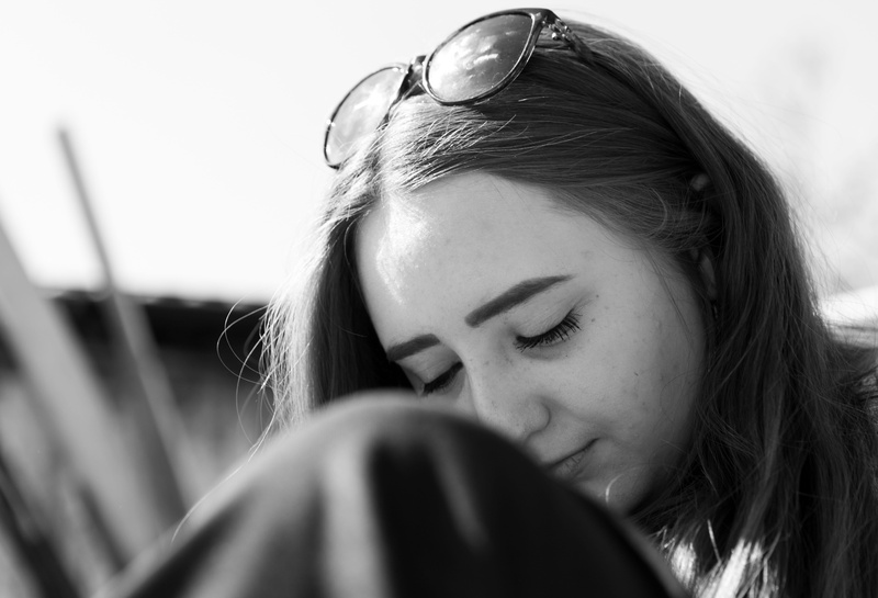 selective focus, light, young adult, thoughtful, beauty, idea, headshot, human body part, awareness, young, thoughts, beautiful woman, women, person, adult