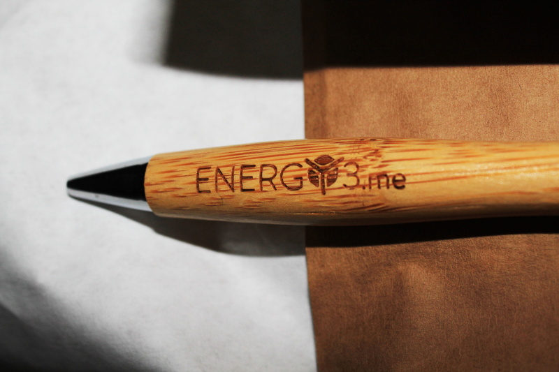studio shot, still life, hammer, close-up, communication, tool, trowel, team sport, script, wood - material, calligraphy, pen, western script, table, brush