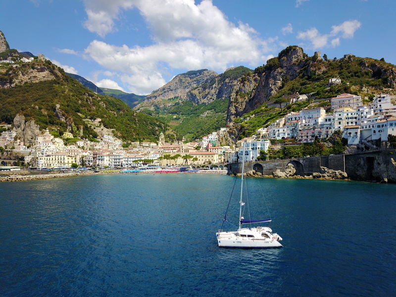 nature, beauty in nature, beach, no people, cloud - sky, built structure, waterfront, sky, 4K, italy, amalfi, boat, sea, building, travel, amalfi coast