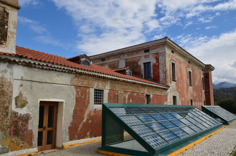 power supply, sky, roof, architecture, solar panel, no people, built structure, 1080P, window, roof tile, alternative energy, day, museum, campania, solar energy