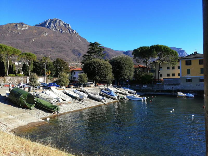 vessel, building exterior, transportation, mountain, marina, boat, waterfront, yacht, sky, 4K, day, sunlight, nature, plant, architecture, italy, dock