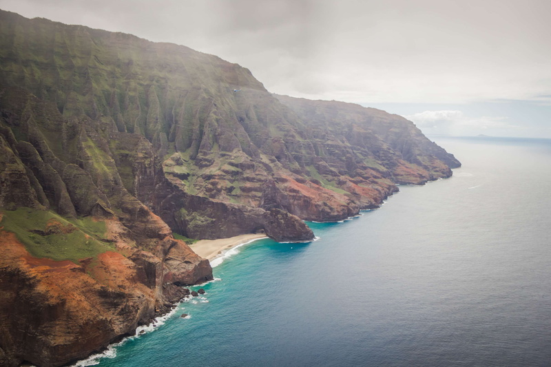 cloud - sky, scenics - nature, cliff, kauai, bay, no people, idyllic, rock, high angle view, sea, tranquility, beauty in nature, sky, 4K, non-urban scene