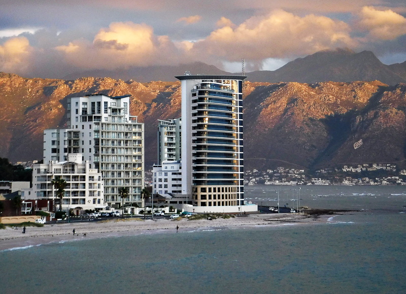 no people, building, cloud - sky, day, flats, city, residential district, false bay, building exterior, water, 4K, cape town, outdoors, mountain, architecture