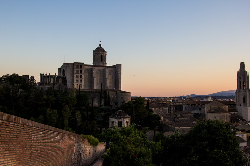 architecture, Costa Brava, cupola, city, residential district, sky, old, building, tourism, history, building exterior, tree, nature, the past, 5K, cityscape