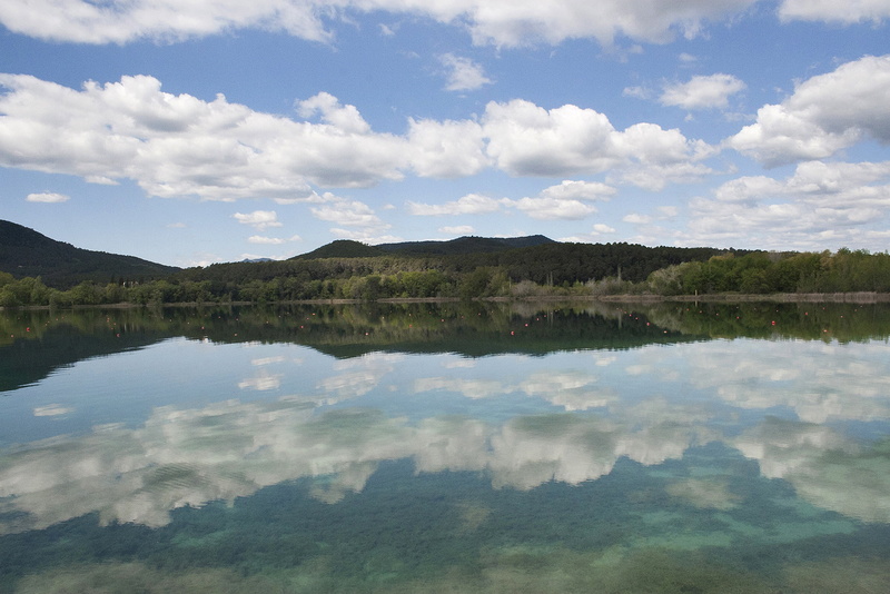 lake, non-urban scene, travel, bright, lagoon, cloud - sky, clouds, reflection, banyoles, outdoors, scenics - nature, beauty in nature, water, travel destinations