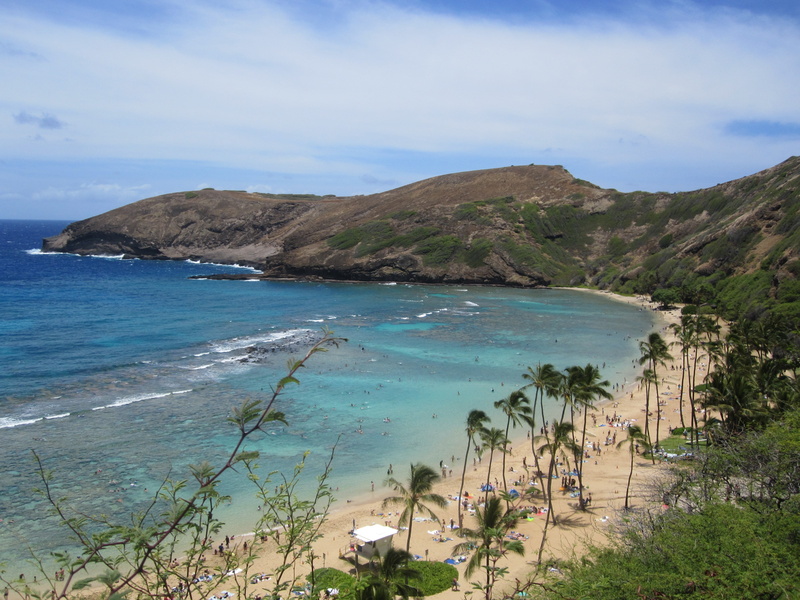 beach, bay, tranquil scene, non-urban scene, horizon over water, booked, 4K, mountain, no people, cloud - sky, scenics - nature, tranquility, hawaii, beauty in nature