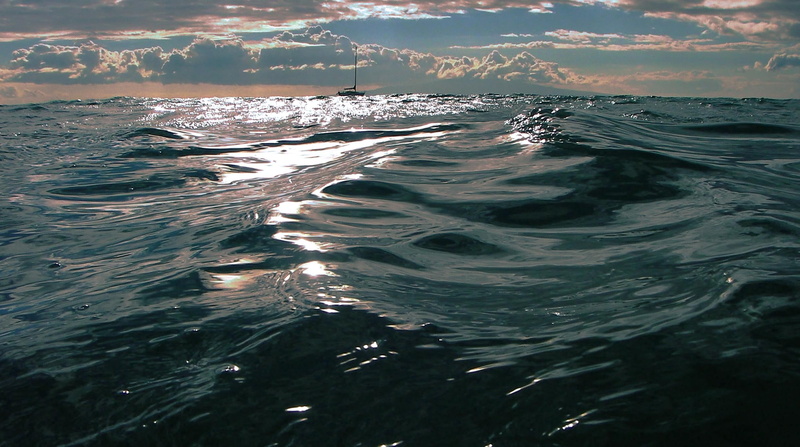 3d and abstract, 1080P, sailing boat, hawai, black, dark, water, waves, clouds