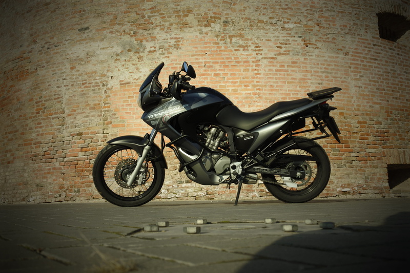 brick, bicycle, wall, 5K, transalp, engine, shadow, stationary, motorcycle, day, transportation, street, wall - building feature, architecture, honda