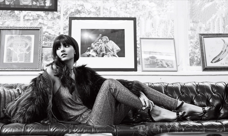 victoria justice 4k best  hd for desktop, paintings, frame, 4K, warm clothing, indoors, sofa, contemplation, clothing, one person, beautiful woman, women