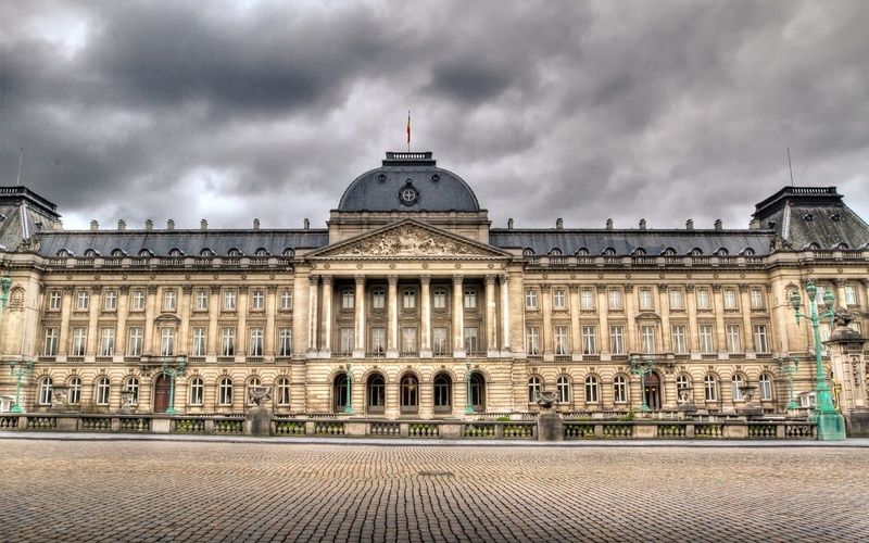 cloud - sky, no people, travel, built structure, facade, royal palace of brussels, building, government, spire, history, 1080P, the past, tourism, building exterior