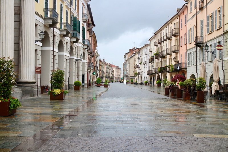 near, italy, cityscape, road, residential district, sky, rainy season, 5K, clouds, nature, wedge, building, city, reflection, buildings, town, shops, no people