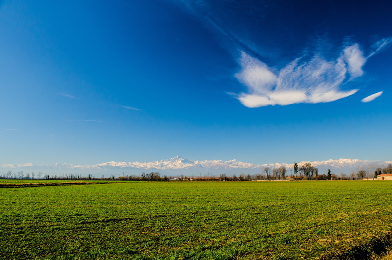 tranquil scene, italy, horizon, mountain, vista, monviso, racconigi, scenics - nature, earth, blue, 4K, gardening, wedge, plant, alps, clouds, no people