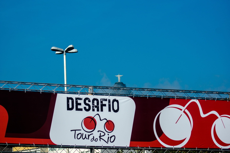 metal, sign, red, communication, city, brasil, cristo redentor, outdoors, sky, copy space, security, cartaz, text, symbol, clear sky, nature, built structure
