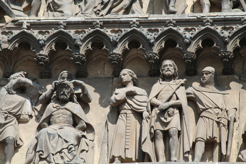 male likeness, crown of thorns, good friday, place of worship, jesus, dom, landmark, carving, building, no people, cross, creativity, statue, monument