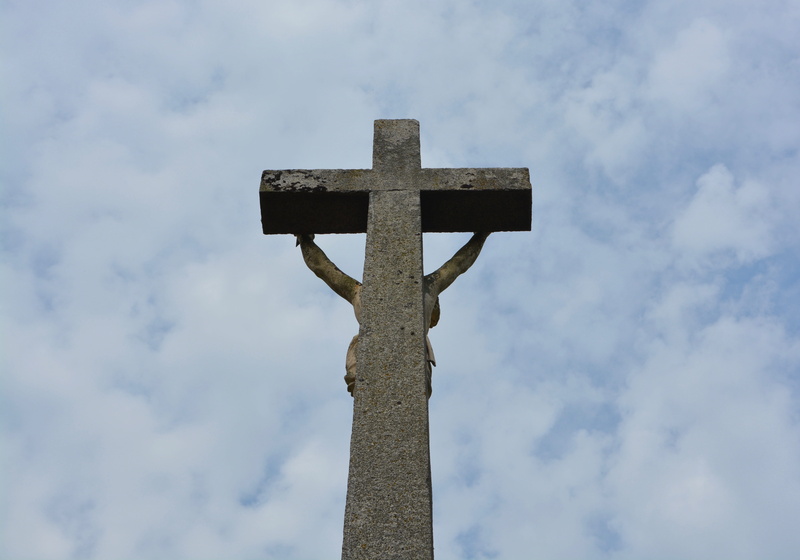 cloud - sky, crucifix, belief, sky, no people, 5K, nature, statue, symbol, wood - material, cross stone, cross, human representation, religion, monument