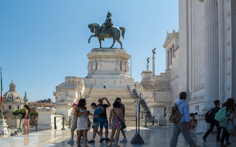 human representation, tourism, the past, travel, italy, 5K, statue, men, history, architecture, building exterior, monument to vittorio emanuele ii, the altar of the fatherland