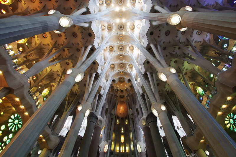 architecture and art, day, architectural feature, low angle view, pattern, heritage, place of worship, belief, former, gaudí, 1080P, no people, monument