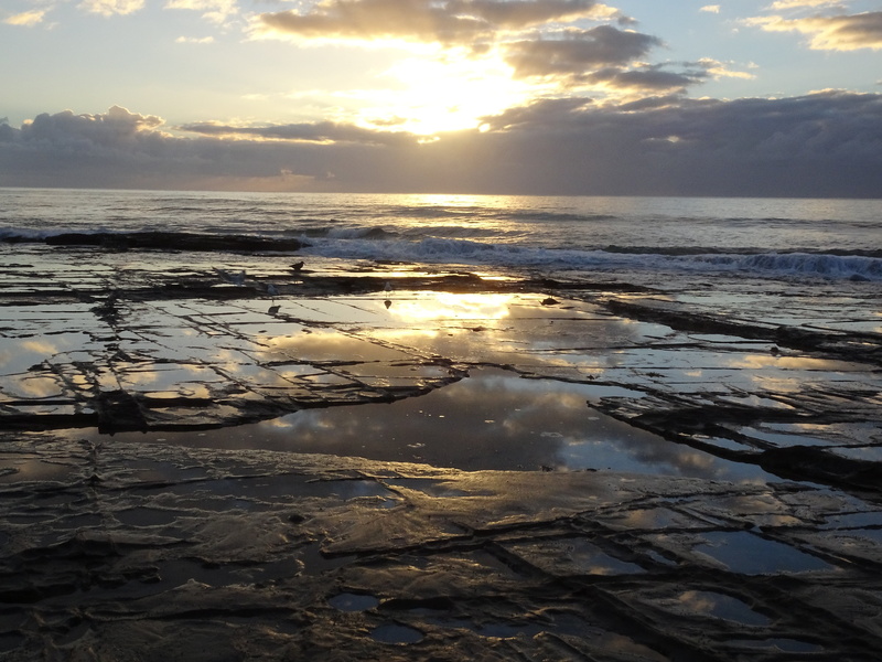 sunset, beauty in nature, sunlight, outdoors, beach, morning, australia, rocks, tranquility, ocean, no people, sea, nature, cloud, land, sunrise, horizon over water