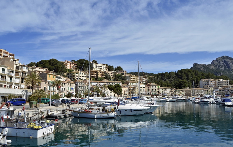 building exterior, sailboat, anchored, yachts, no people, marina, transportation, building, nautical vessel, mode of transportation, Bay, built structure