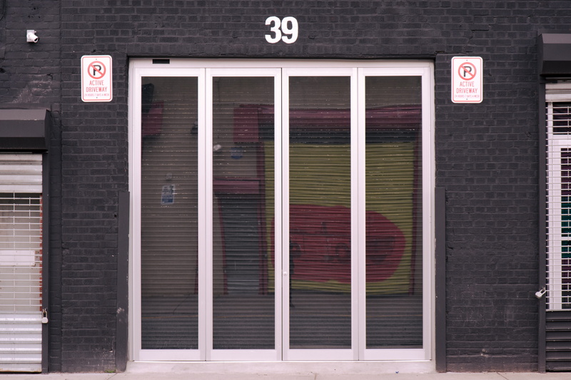 black, information, day, brick wall, 5K, architecture, reflection, western script, entrance, text, no people, building, outdoors, safety, newyork, wall