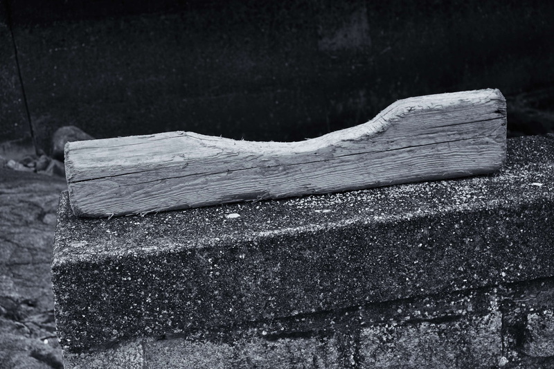 4K, metal, no people, focus on foreground, travail du bois, equipment, still life, artisanat, noir et blanc, tool, day, outdoors, wood - material, work tool