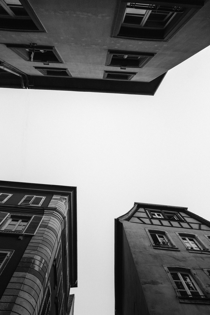 bandw, day, unsplash, street, city life, canon, building exterior, office building exterior, city, architecture, office, no people, directly below, apartment