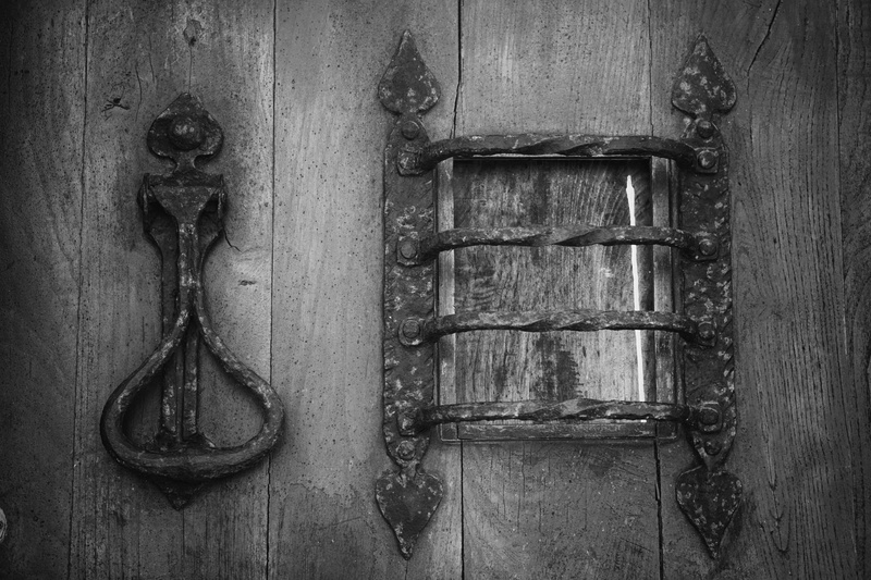 art, no people, still life, safety, wooden, closed, lock, design, deterioration, entrance, 4K, wall - building feature, vintage, noir et blanc, antique