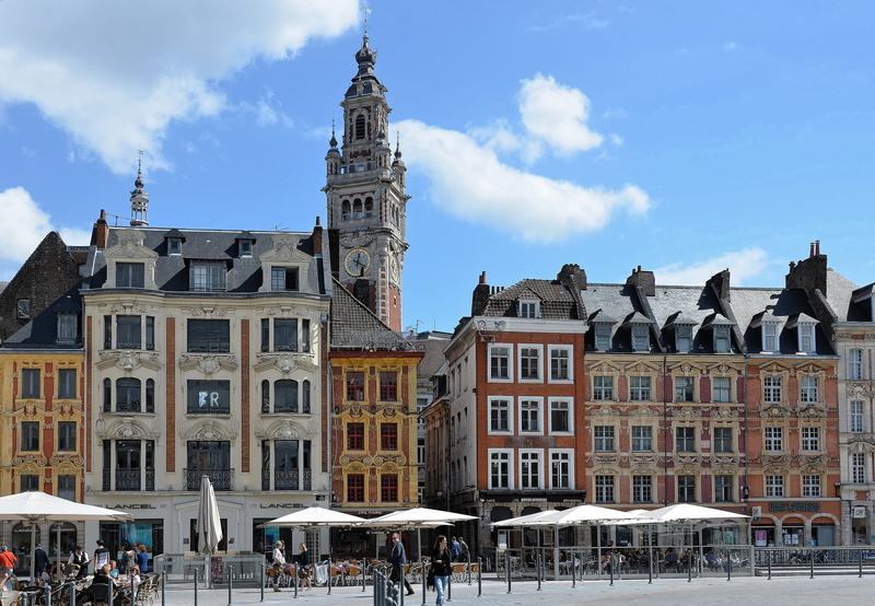 travel, group of people, France, incidental people, tower, outdoors, crowd, sky, cloud - sky, architecture, city, large group of people, 1080P, tourism
