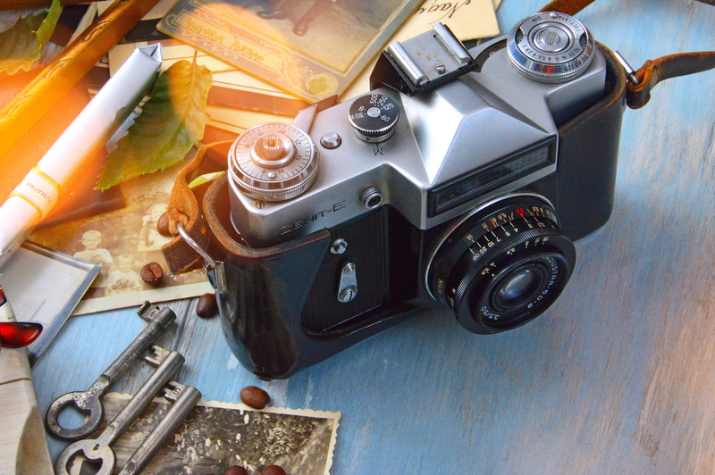 photography, still life, design, retro styled, nostalgia, camera - photographic equipment, art, beautiful, photographic equipment, indoors, old camera