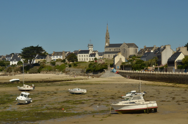 mode of transportation, architecture, boat, anchor, tree, plant, passenger craft, recorded, no people, yacht, île de batz, transportation, port, place of worship