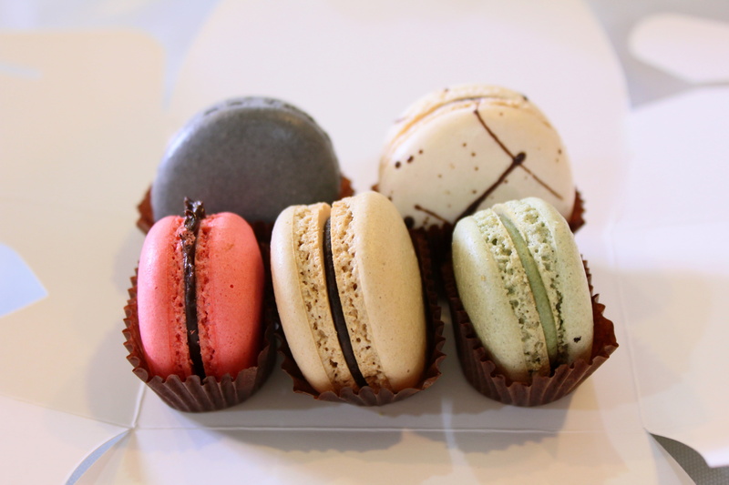 color, gourmet, snack, 5K, colorful, pink Color, pastry, dessert, First, five, assorted, cookie, food, cupcakes, cake, french, sweet Food, macarons, colors