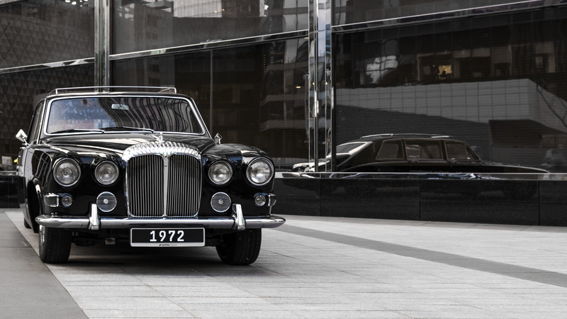 architecture, near, building, black, city, vintage car, outdoors, transportation, number, glass - material, street, built structure, oldtimer, old car