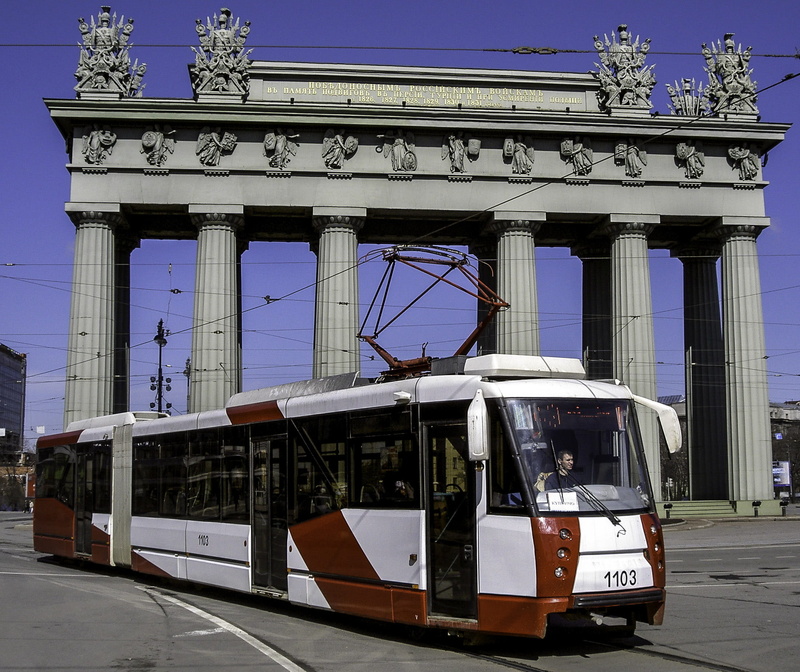sky, Saint Petersburg, outdoors, clear sky, motor vehicle, photo, Square, street, mode of Transport, blue, no people, communication, Tram, sunlight, 1080P