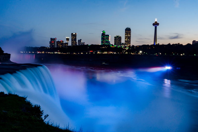 night, spraying, falls, urban skyline, built structure, flowing water, no people, city, water, office building exterior, tower, long exposure, sky, 5K