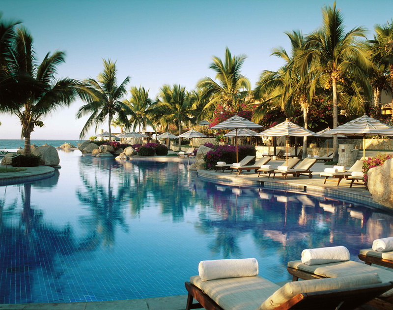umbrellas, resort Swimming Pool, poolside, tropical Climate, swimming Pool, tourism, idyllic, coastline, vacations, beach, nature, sky, tranquil Scene