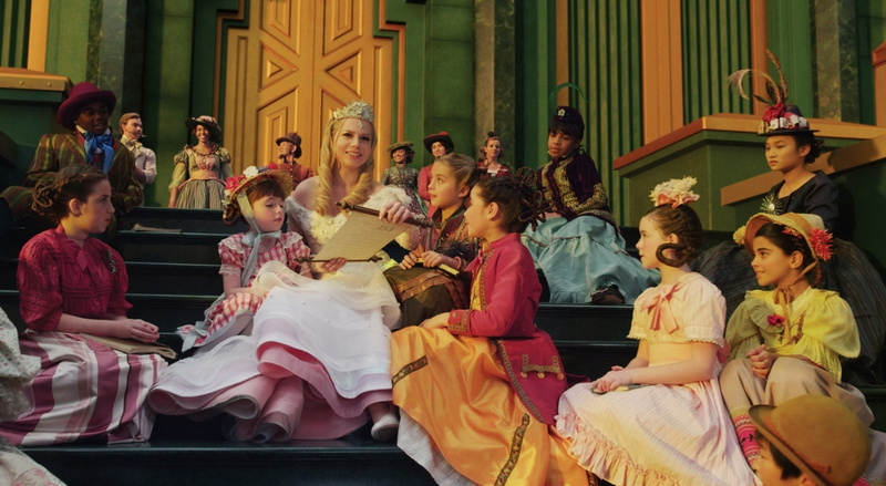 dress, Fantasy, real people, Oz the Great and Powerful, oz, s, girls, adult, large group of people, belief, place of worship, Powerful, group of people