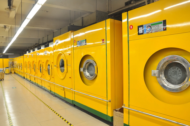 transportation, absence, washers, technology, no people, household equipment, window, load, train, day, laundromat, repetition, front, public transportation