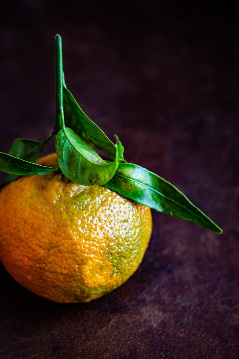 orange color, natural light, food, indoors, food photography, black background, healthy eating, antioxidant, yummy, clementine, freshness, produce, studio shot