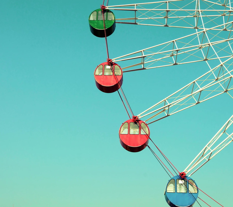 amusement park ride, nature, low angle view, outdoors, cable, technology, copy space, amusement park, green, pendant, turquoise colored, 720P, city, lamp