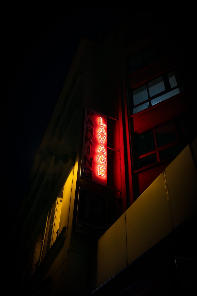 glowing, photography, 4K, built structure, no people, window, outdoors, communication, building, red, building exterior, neon light, night, lavage, low angle view
