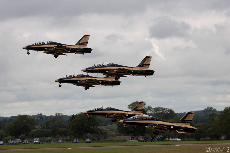 united, team, jet, 720P, arab, aircrafts, aermacchi, mb 339nat, acrobatic, emirates, fursan