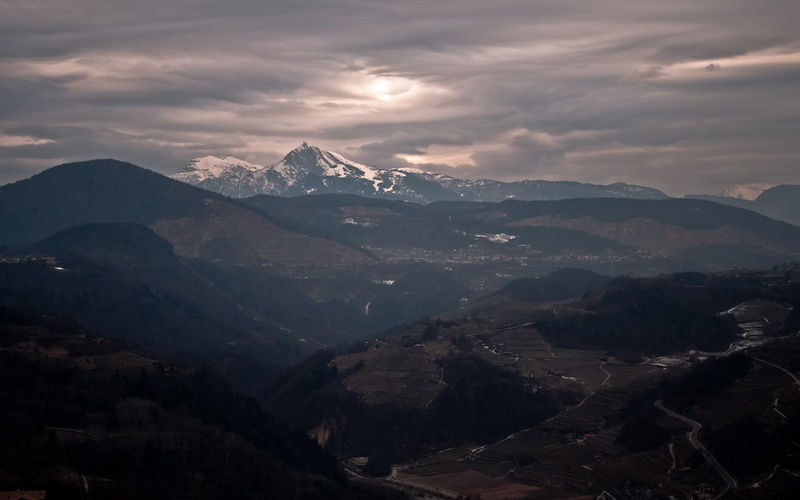 dusk, tienbra, valle, cloudy, 3d and abstract, mountain, 2K, forests, de, valley, beautiful, nature