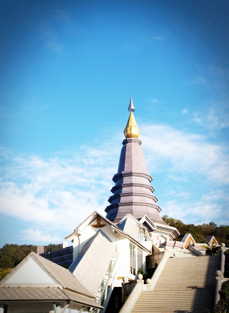 history, place of worship, culture, day, temple, sky, space, roof, no people, water, buddhism, park, ancient, spirituality, nature, chiangmai, green, high