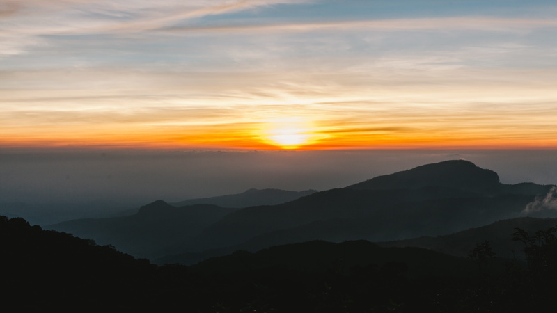 Points, mountain peak, mountain range, mountain, idyllic, tranquility, 5K, cloud - sky, beauty in nature, scenics - nature, scenics, fog, sun, remote