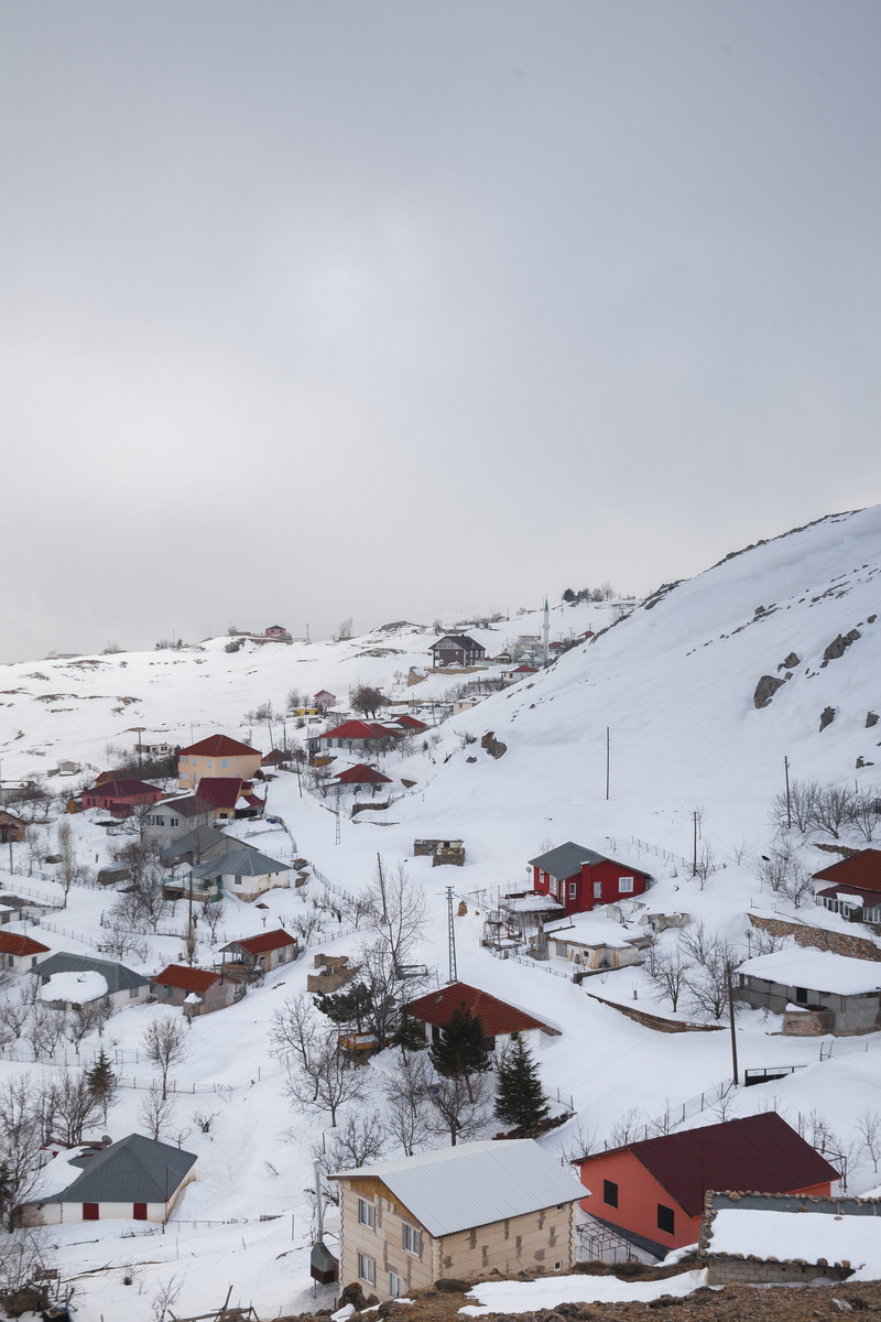 photography, 4K, winter, ski resort, snow, covered, environment, architecture, building, hill, photograph, nature, no people, mountain, built structure